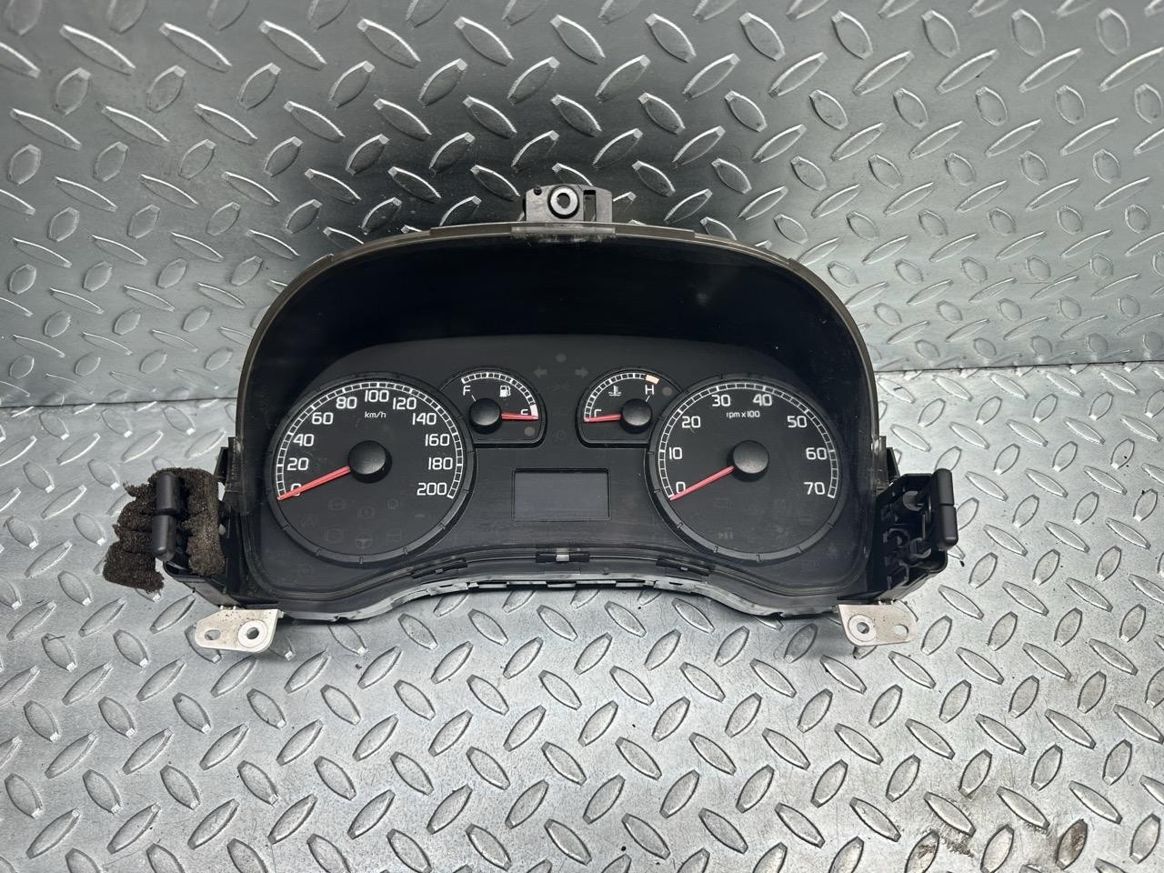 Quadro strumenti compl. - Immagine 1 di 6