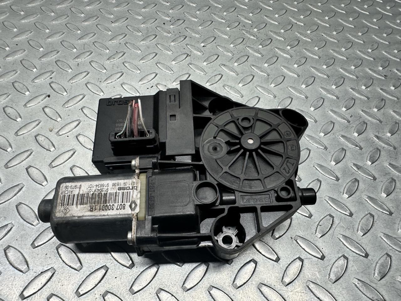 Miniatura 7