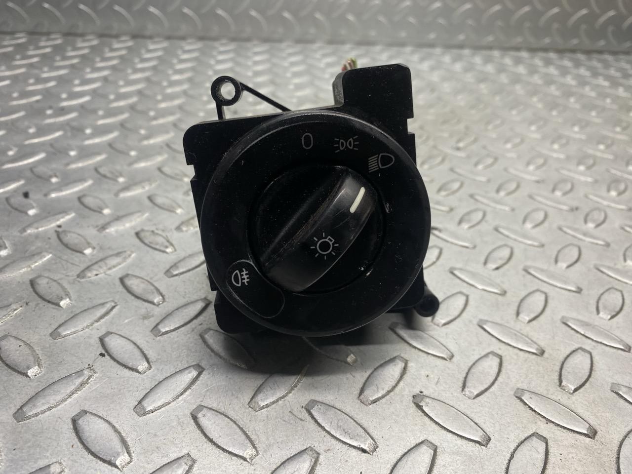 regolatore manuale altezza proiettore - Immagine 1 di 6