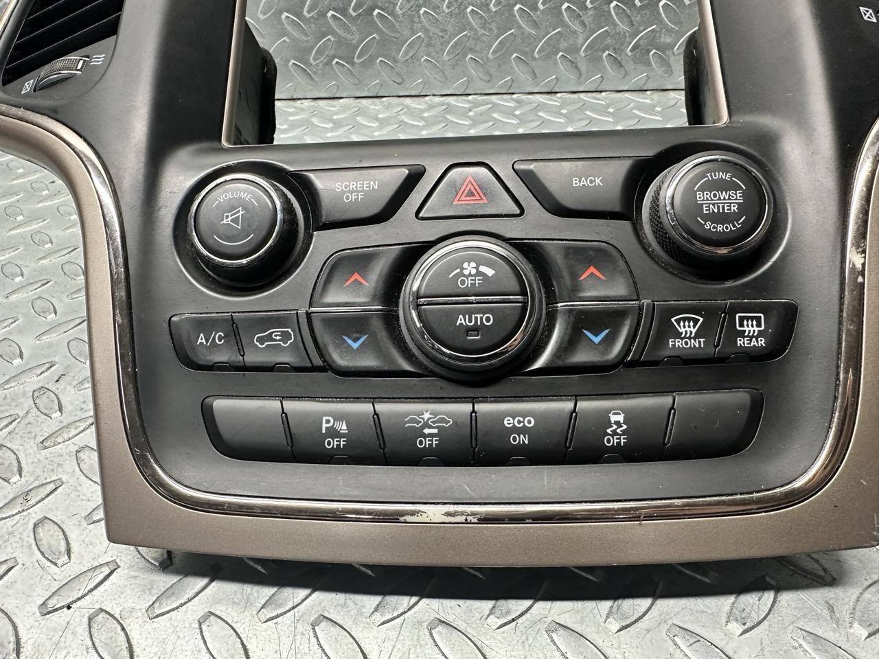 Miniatura 8