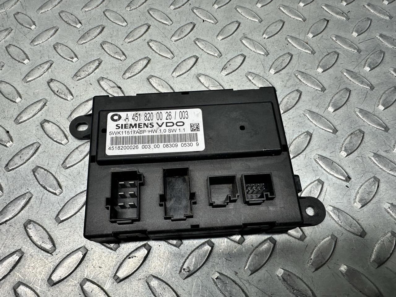 Centralina Modulo Di Controllo A4518200026 Usato