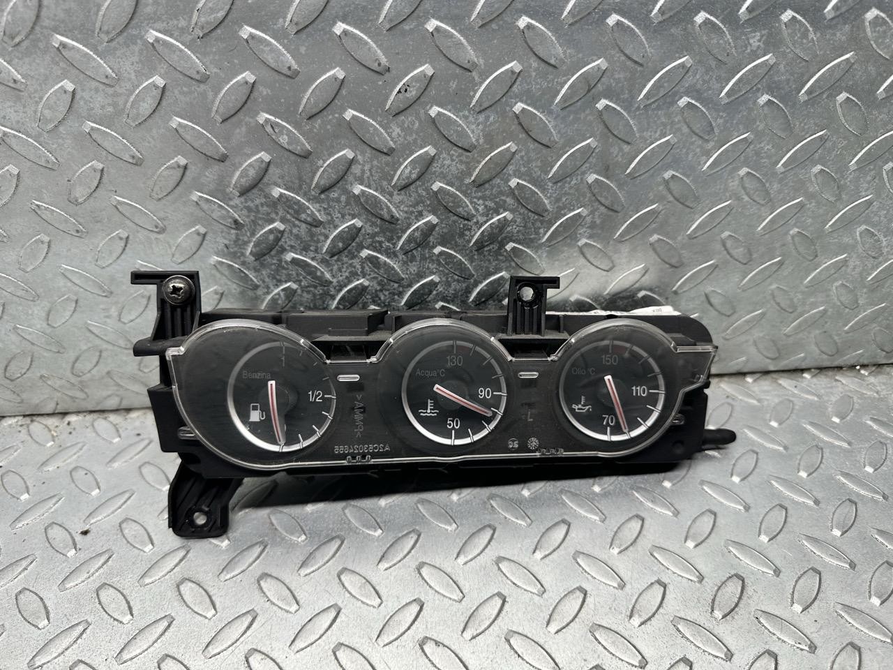 Quadro strumenti compl. - Immagine 1 di 7