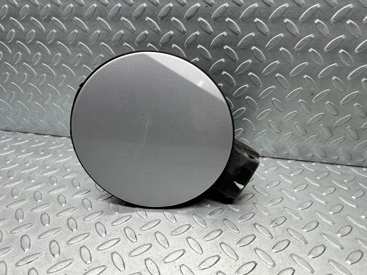 Sportello carburante - Immagine 1 di 9