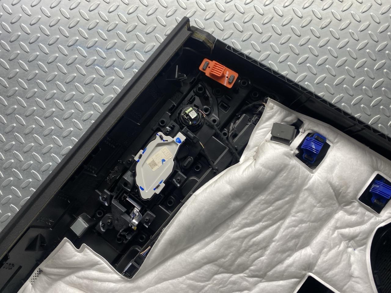 Miniatura 8