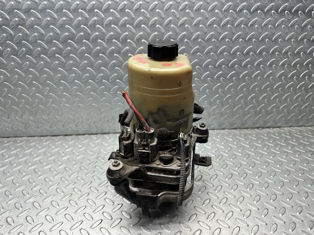 Pompa servosterzo - Immagine 1 di 5