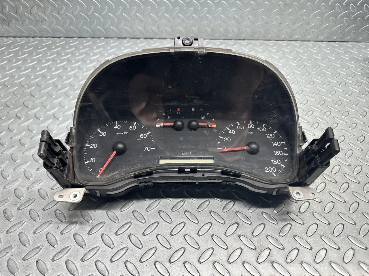 Quadro strumenti compl. - Immagine 1 di 4