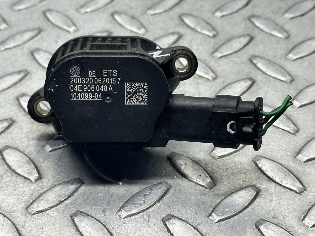 Centralina Modulo Di Controllo 04E906048A Usato