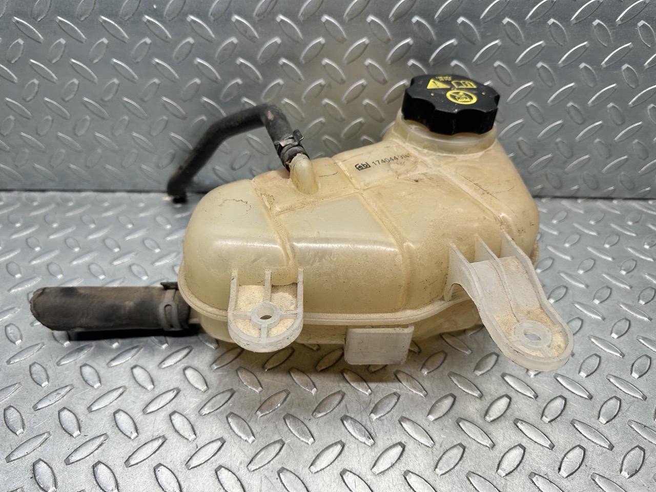 vaschetta compensazione radiatore - Immagine 1 di 7