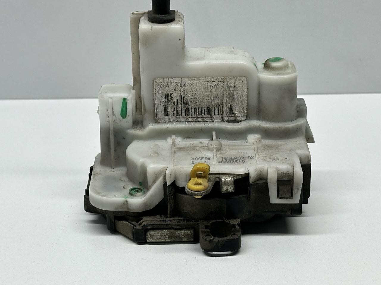 Serratura Porta Ant. Destro 46803510 Usato