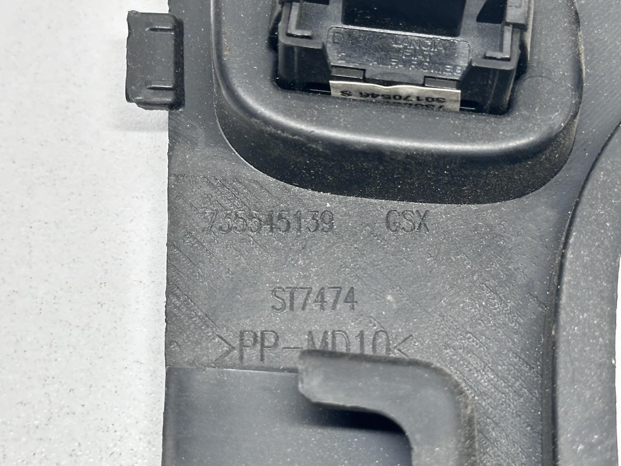 Miniatura 10