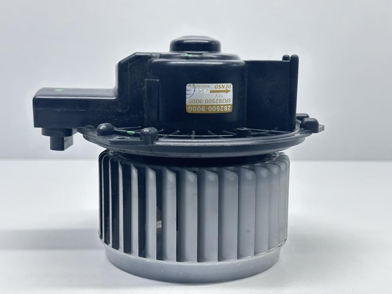Motorino Ventilazione Abitacolo 2825009000 SR2825009000 Usato