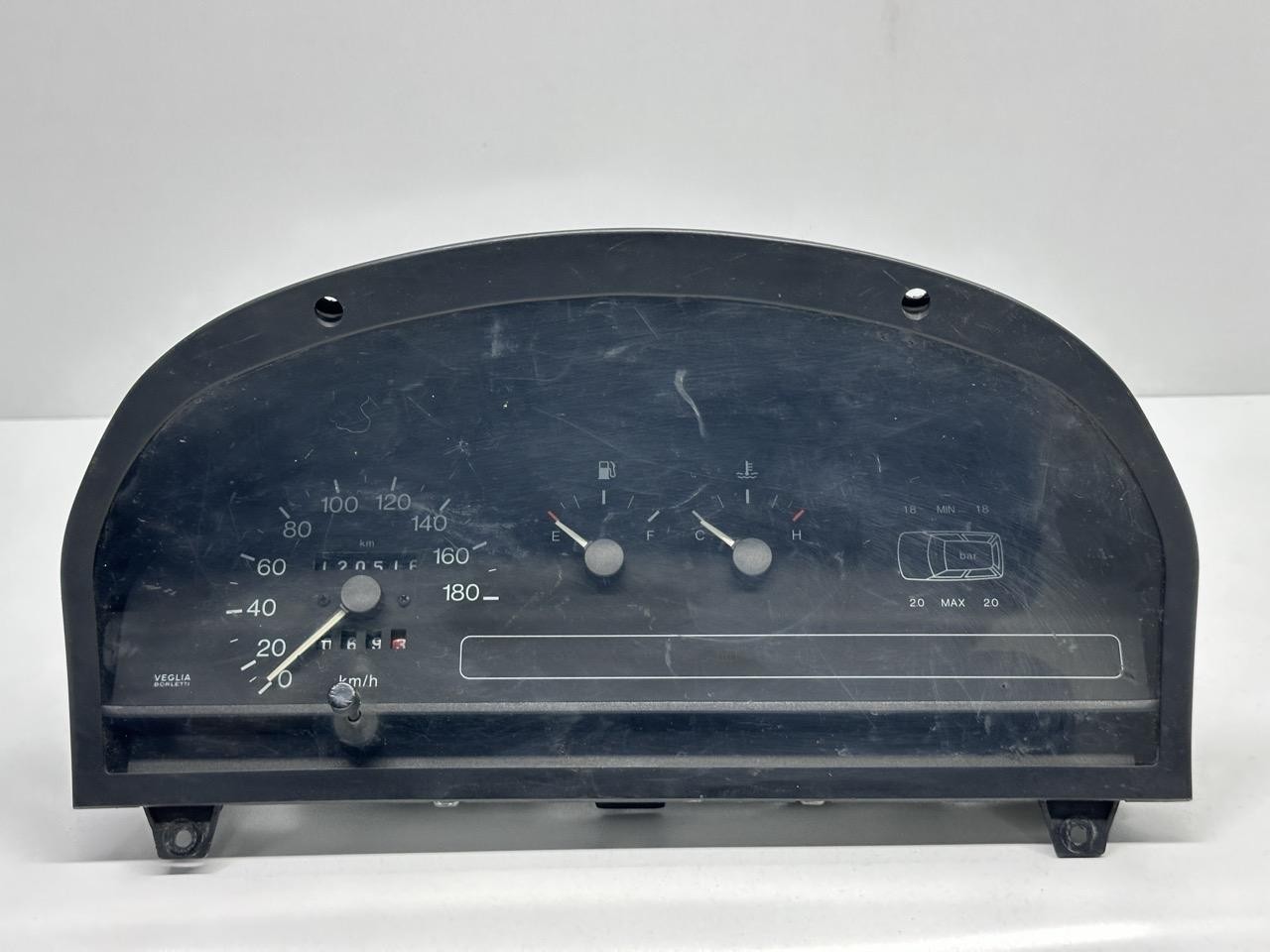 Quadro strumenti compl. - Immagine 1 di 8