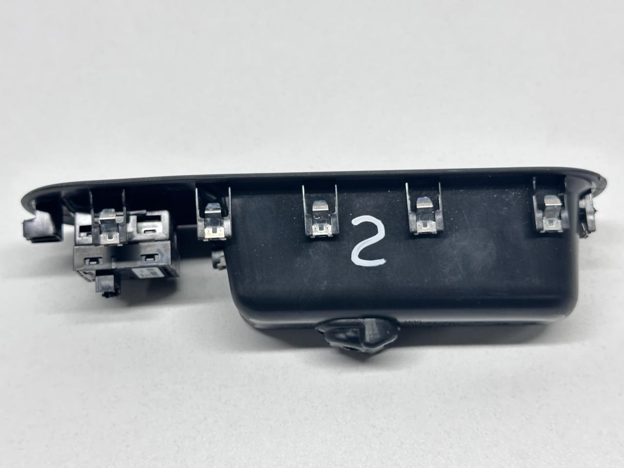 Miniatura 7