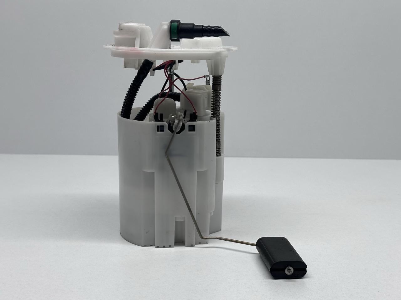 Pompa Carburante 172024944R,A4534700294 0580200519 Usato