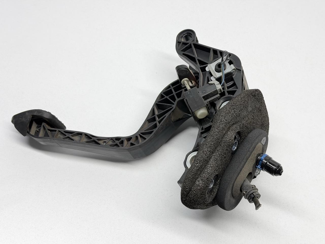 Pedale frizione - Immagine 1 di 7