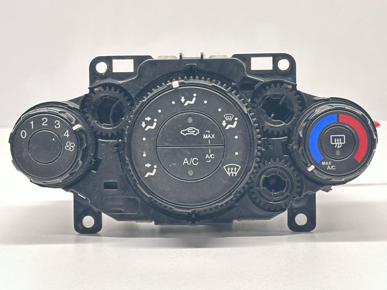 Blocco Comando Climatizzazione 8A6118549 8A6919980 Usato