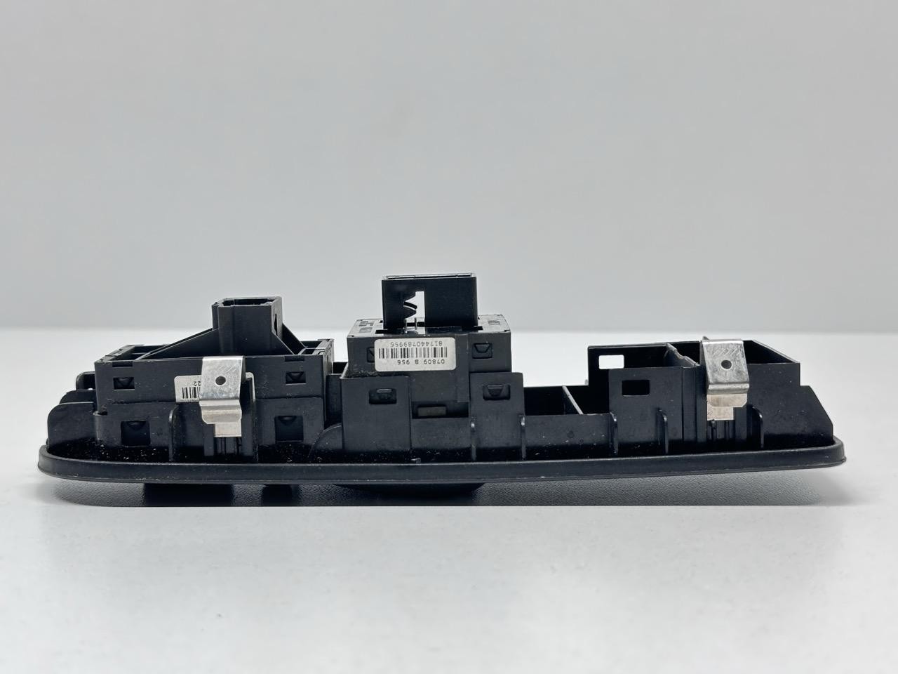 Miniatura 7