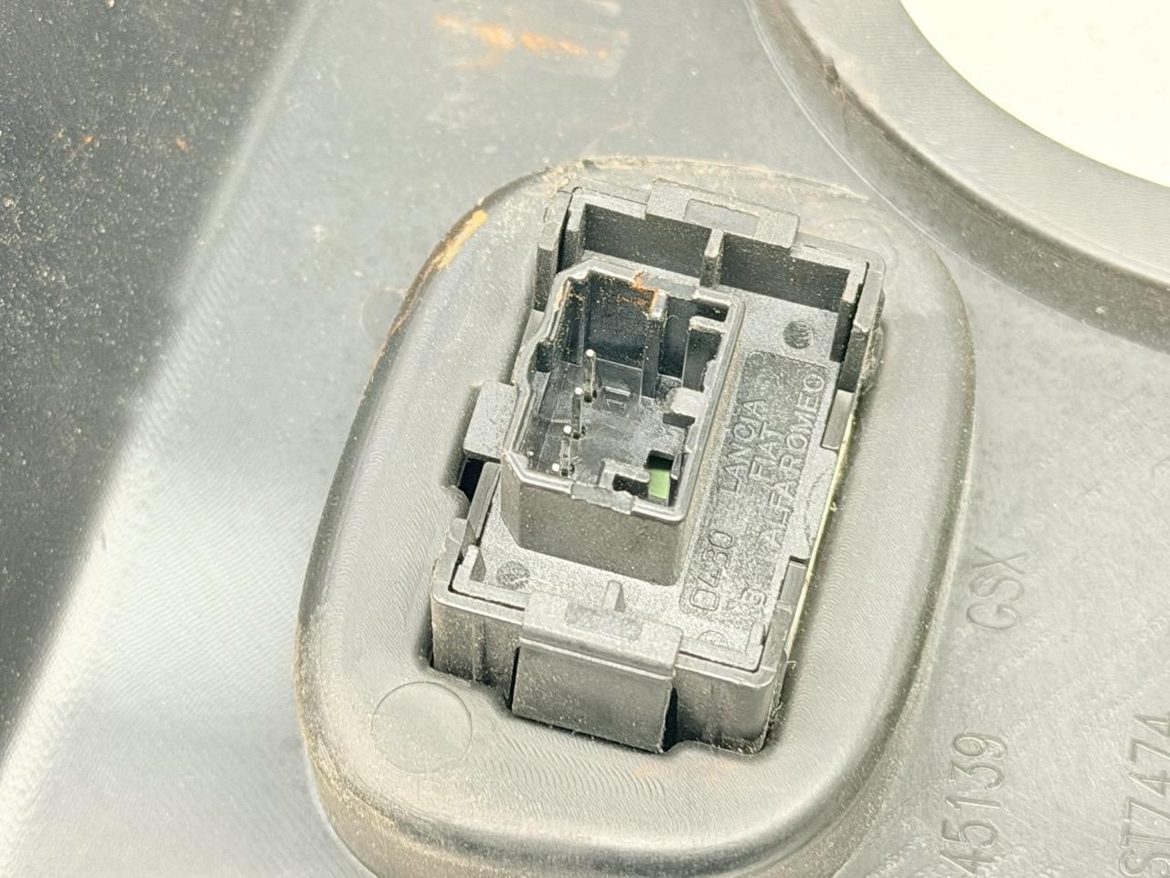 Miniatura 9
