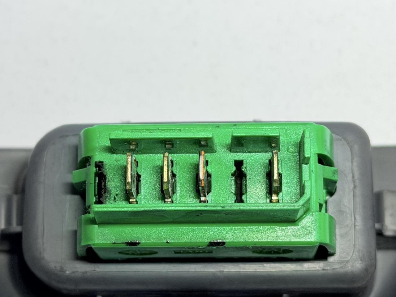 Miniatura 7