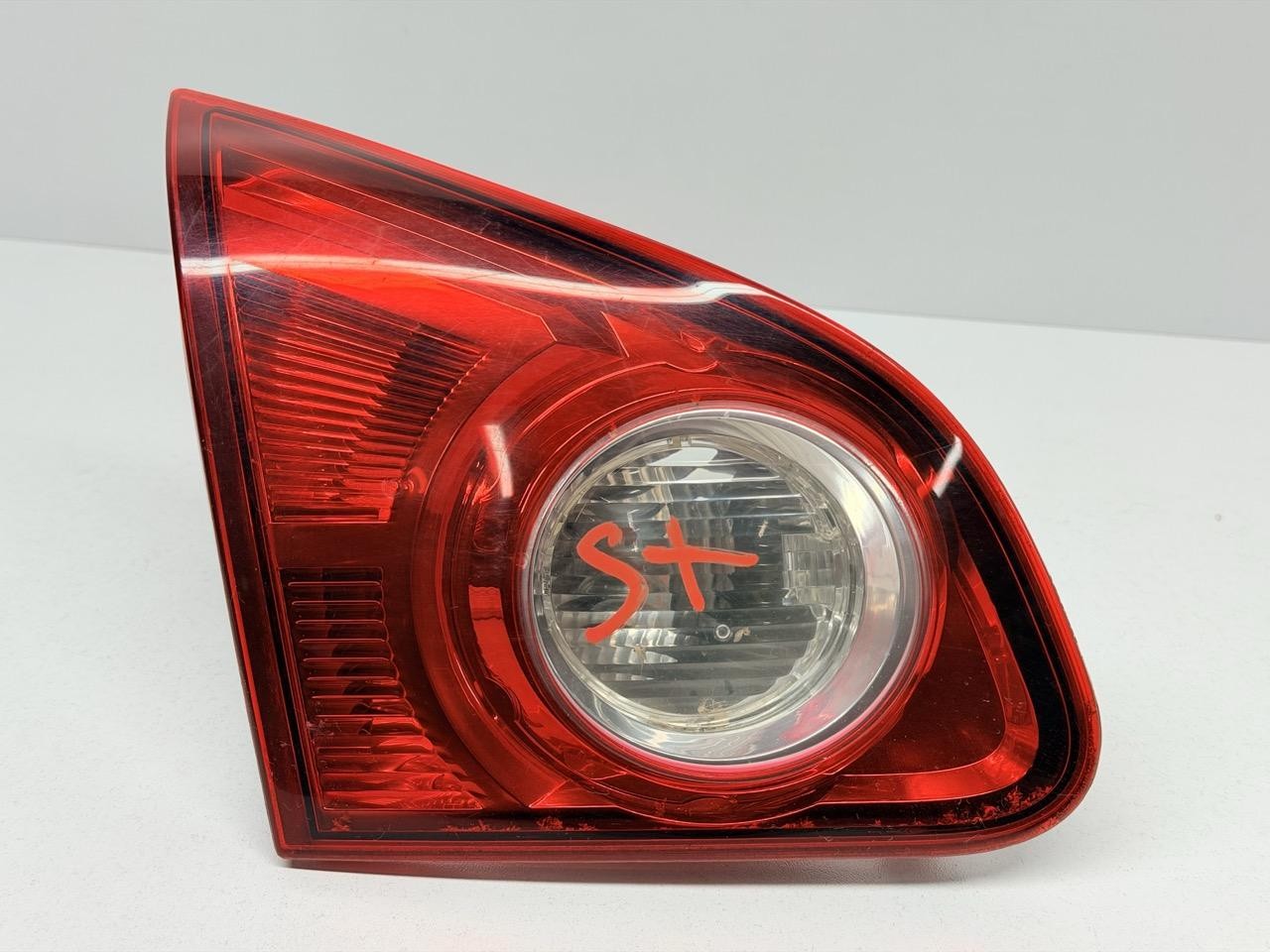 fanale stop supplementare sinistro - Immagine 1 di 8