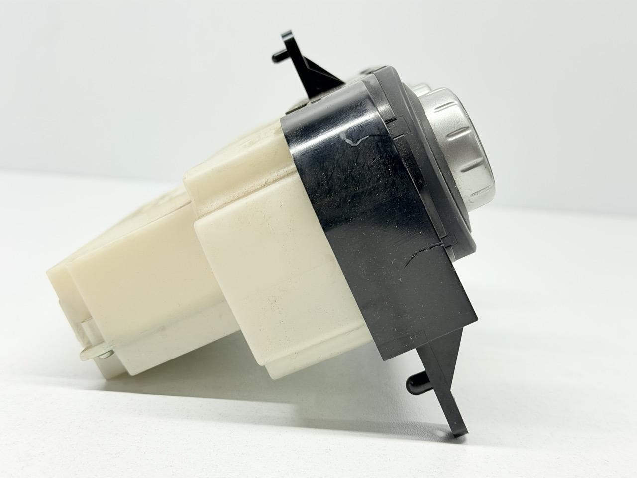 Miniatura 11