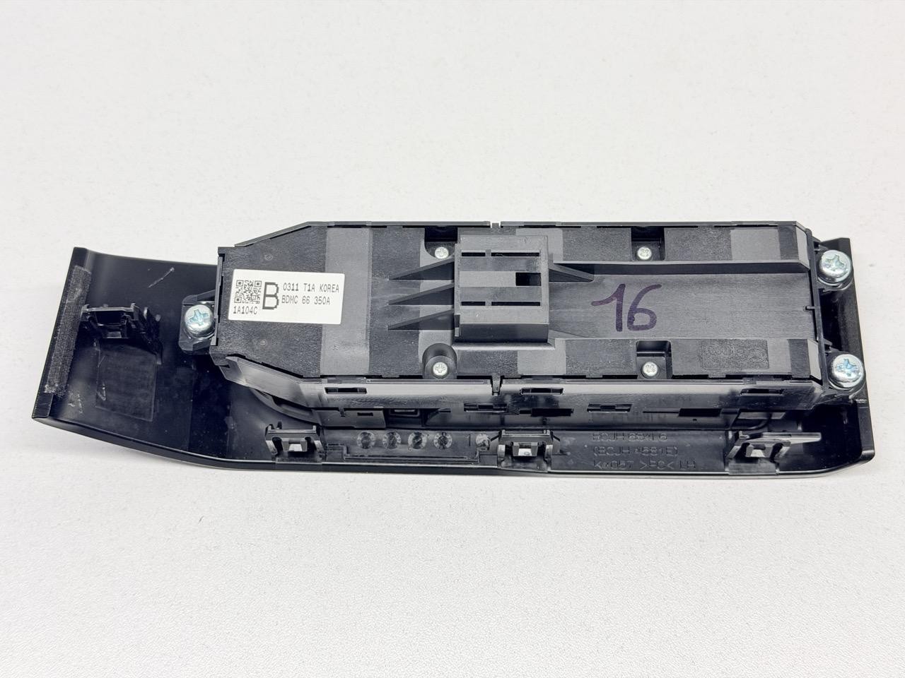 Miniatura 9