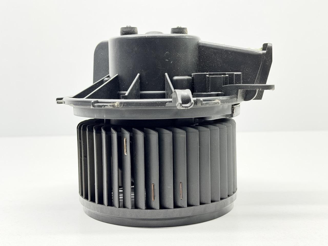 Motorino ventilazione abitacolo - Immagine 1 di 8