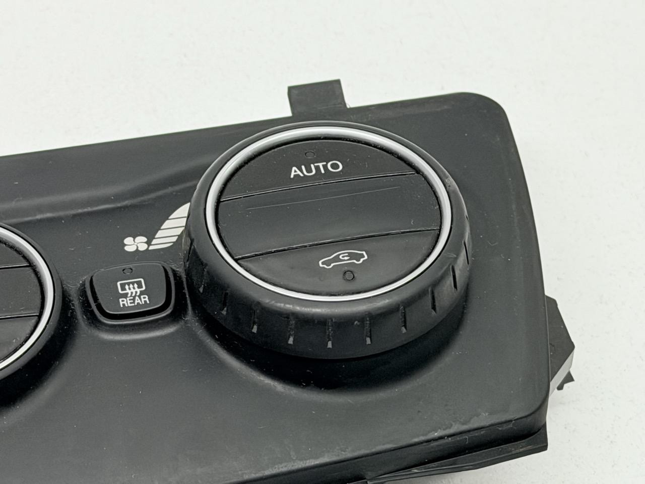 Miniatura 8