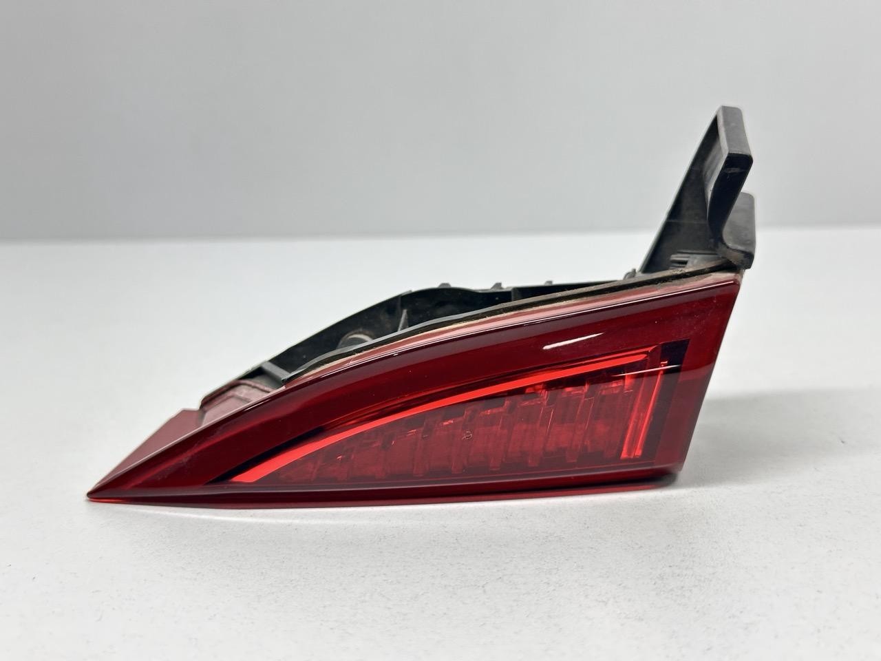 fanale stop supplementare destro - Immagine 1 di 10