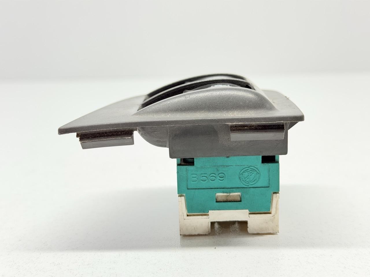 Miniatura 8