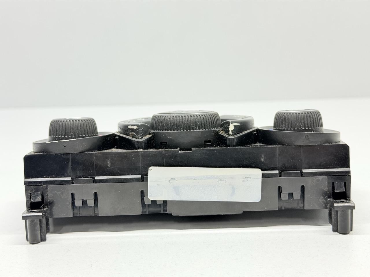 Miniatura 10