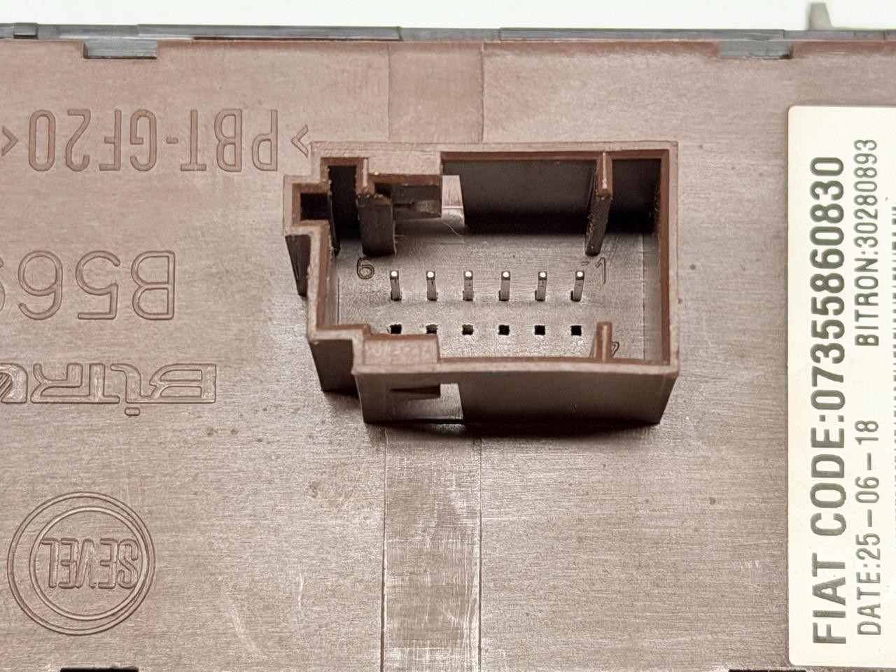Miniatura 8