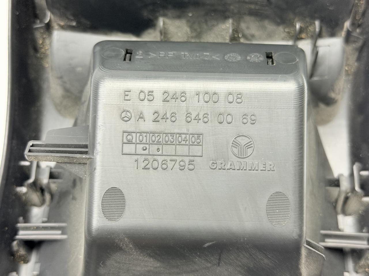 Miniatura 13