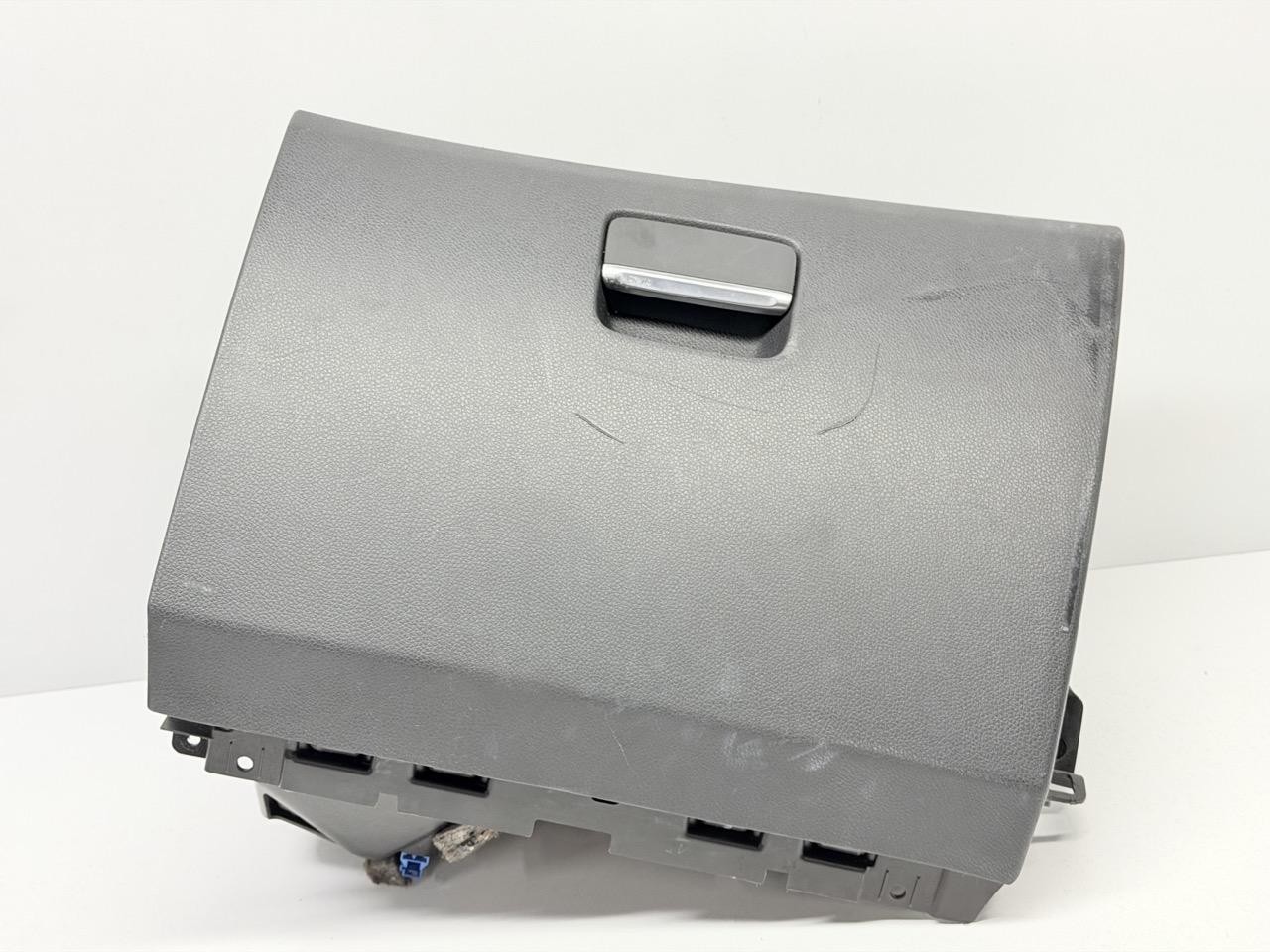 cassetto portaoggetti inf. plancia - Immagine 1 di 13