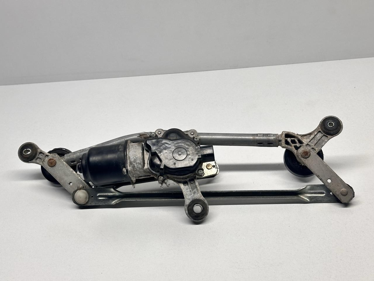 Tergiparabrezza con motorino - Immagine 1 di 9