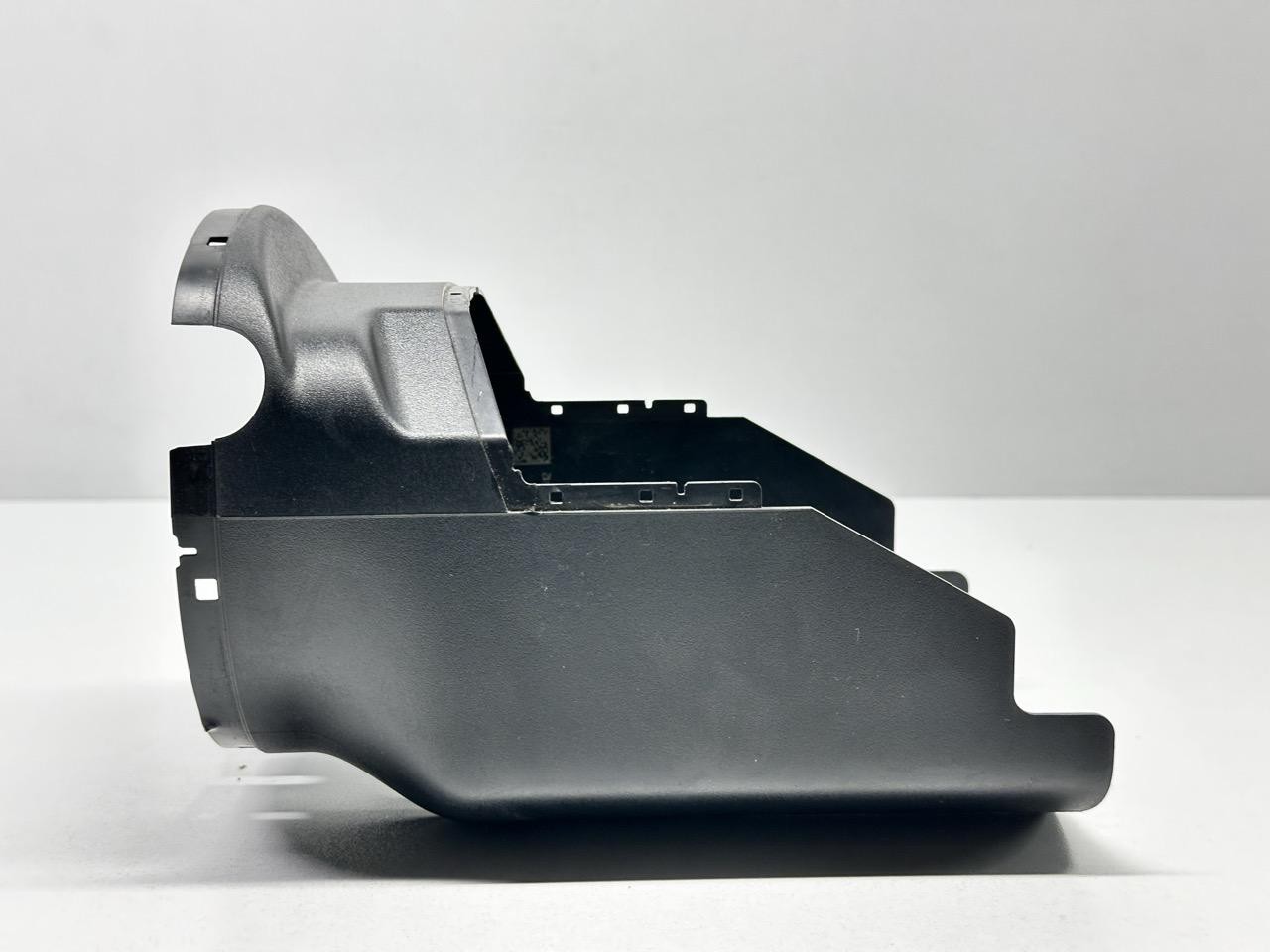 Plastica sotto sterzo - Immagine 1 di 8
