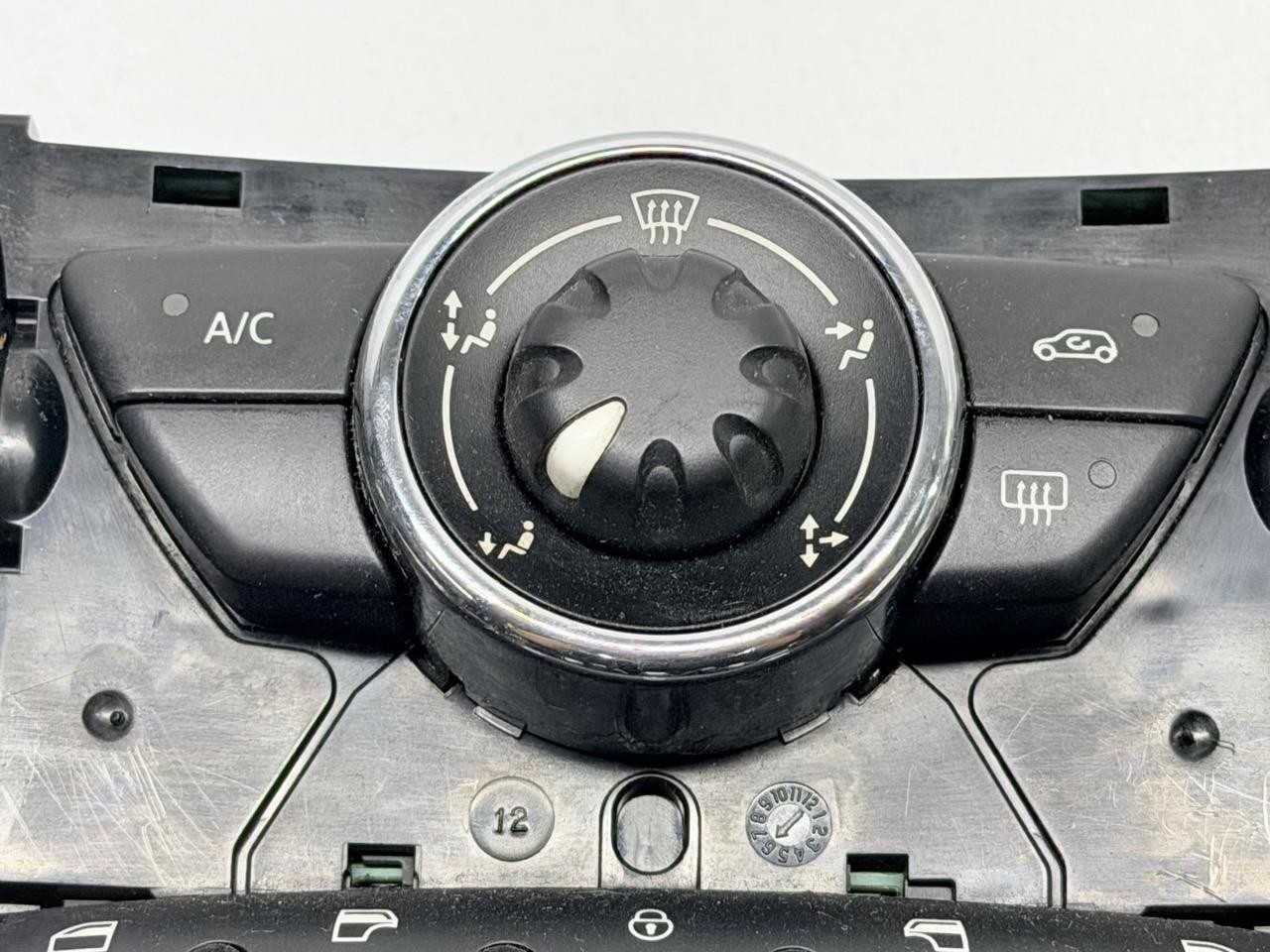 Miniatura 7