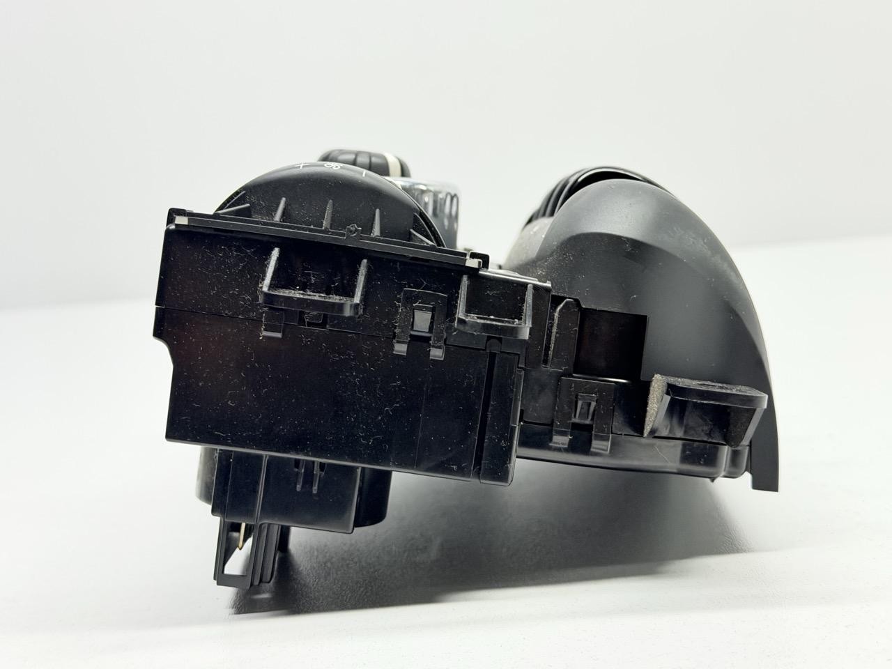 Miniatura 10