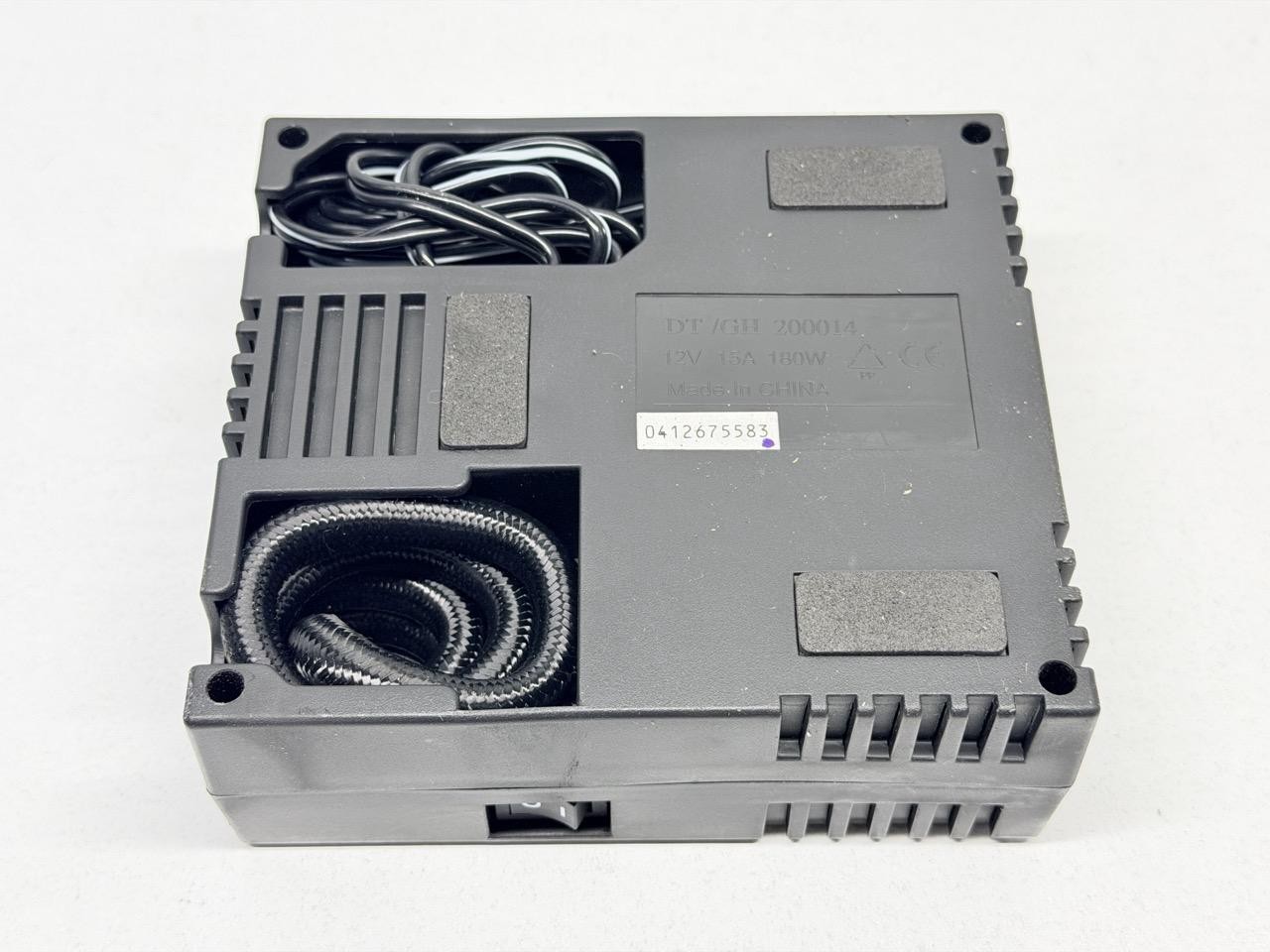 Compressore gonfiaggio pneumatici - Immagine 1 di 9
