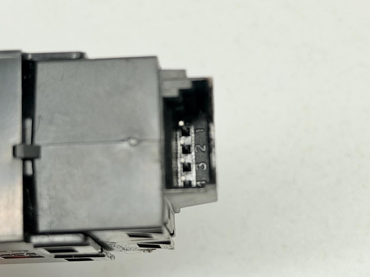 Miniatura 8
