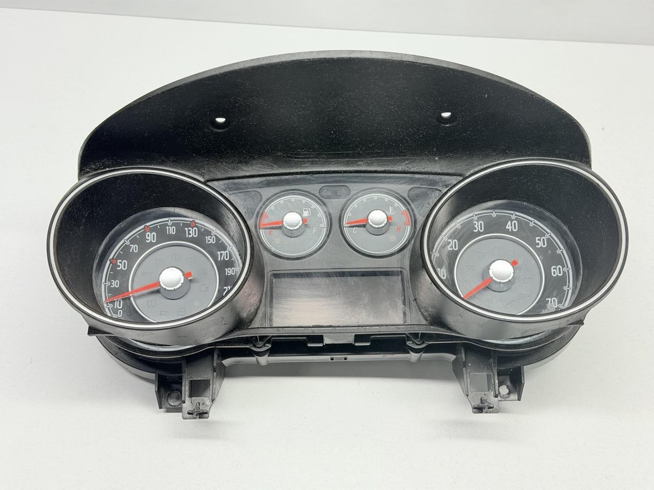 Quadro strumenti compl. - Immagine 1 di 9