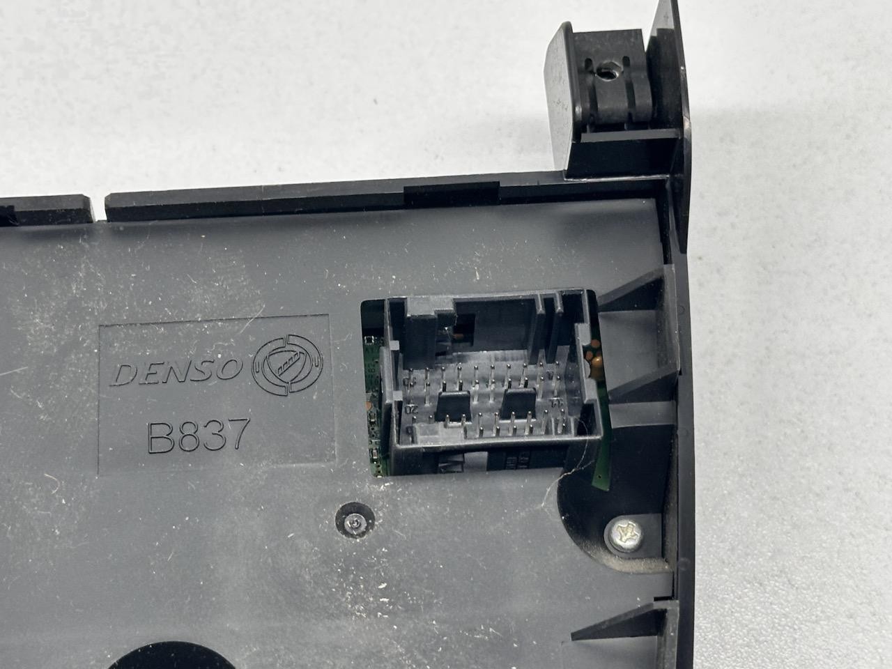 Miniatura 7