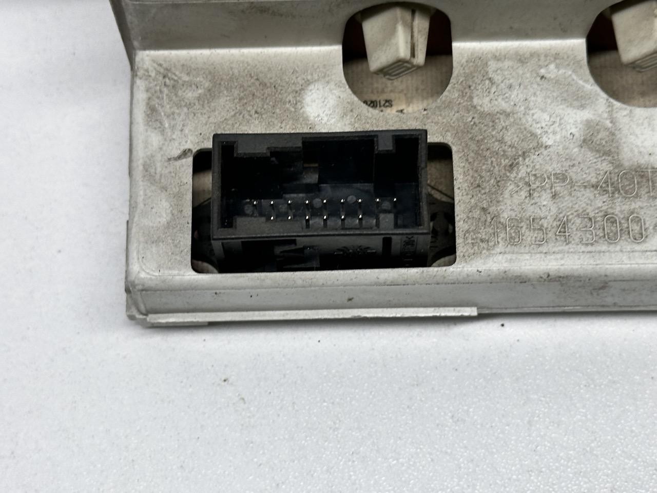 Miniatura 9