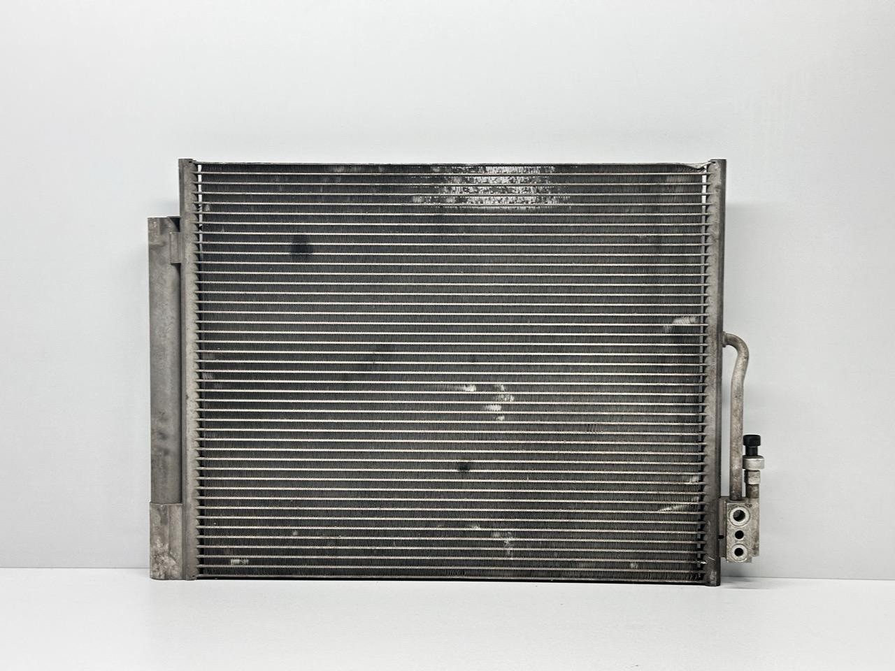 Condensatore A/c 560961104 13331005 Usato