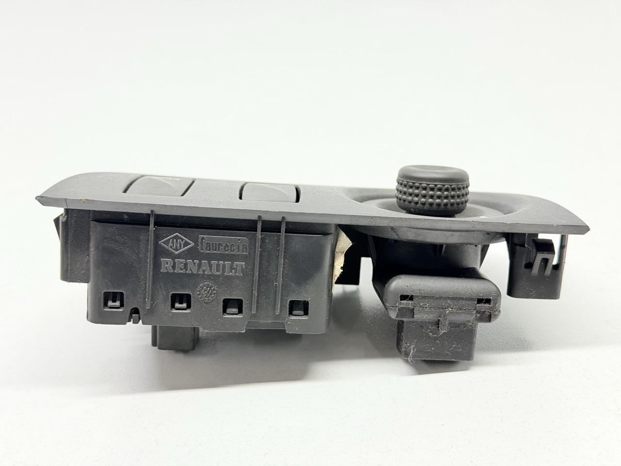 Miniatura 8