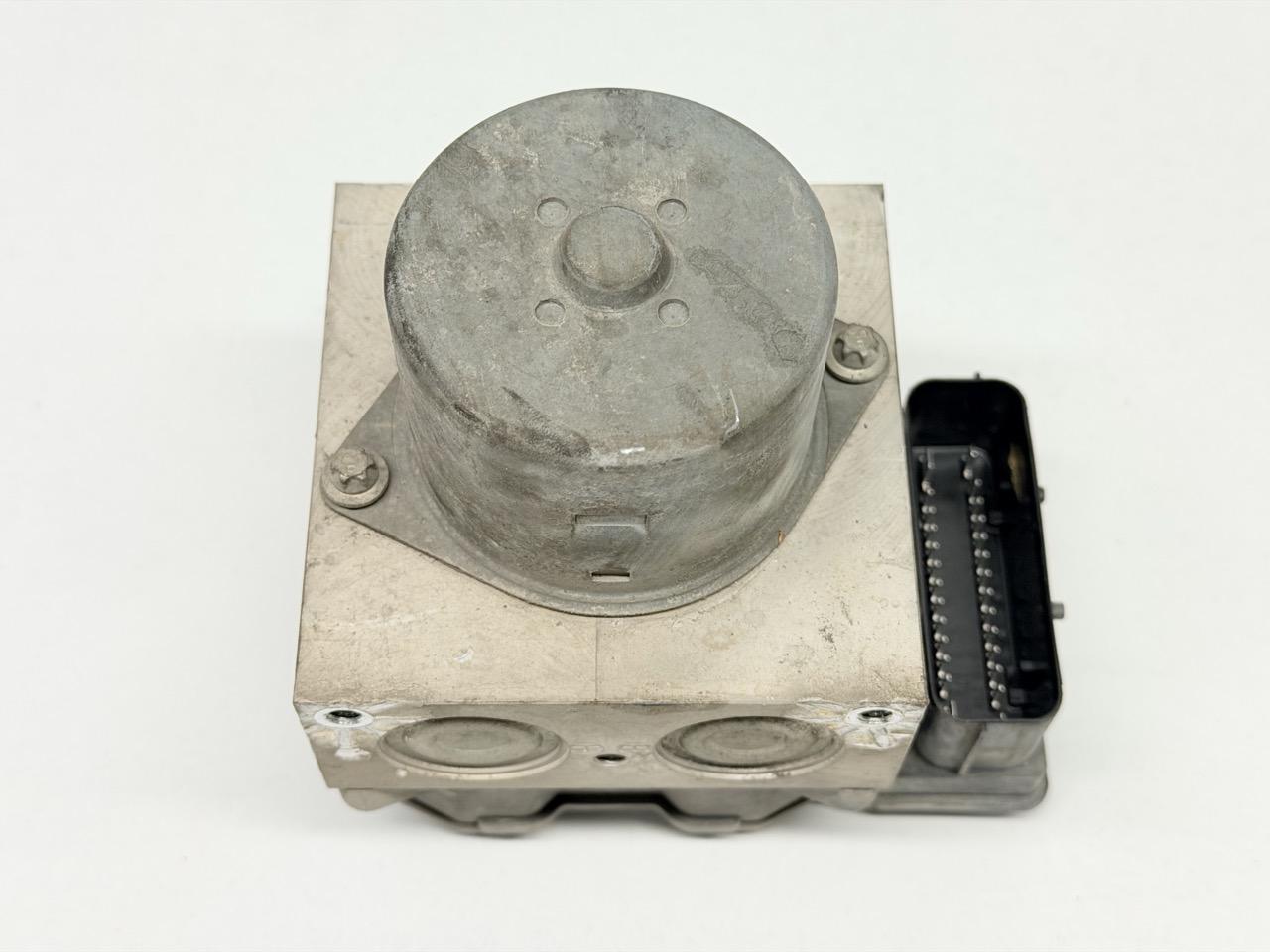 Centralina ABS - Immagine 1 di 8