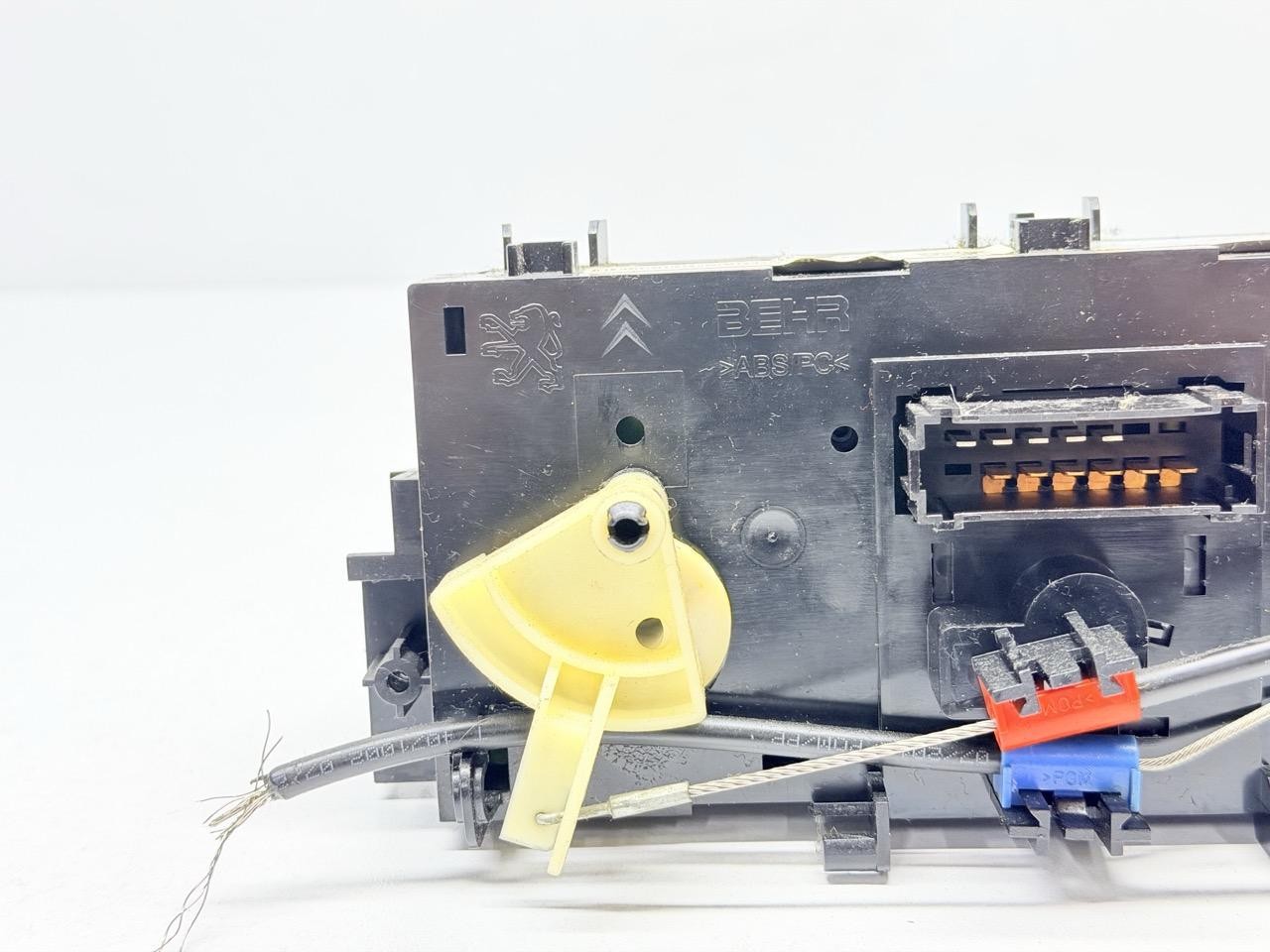 Miniatura 6
