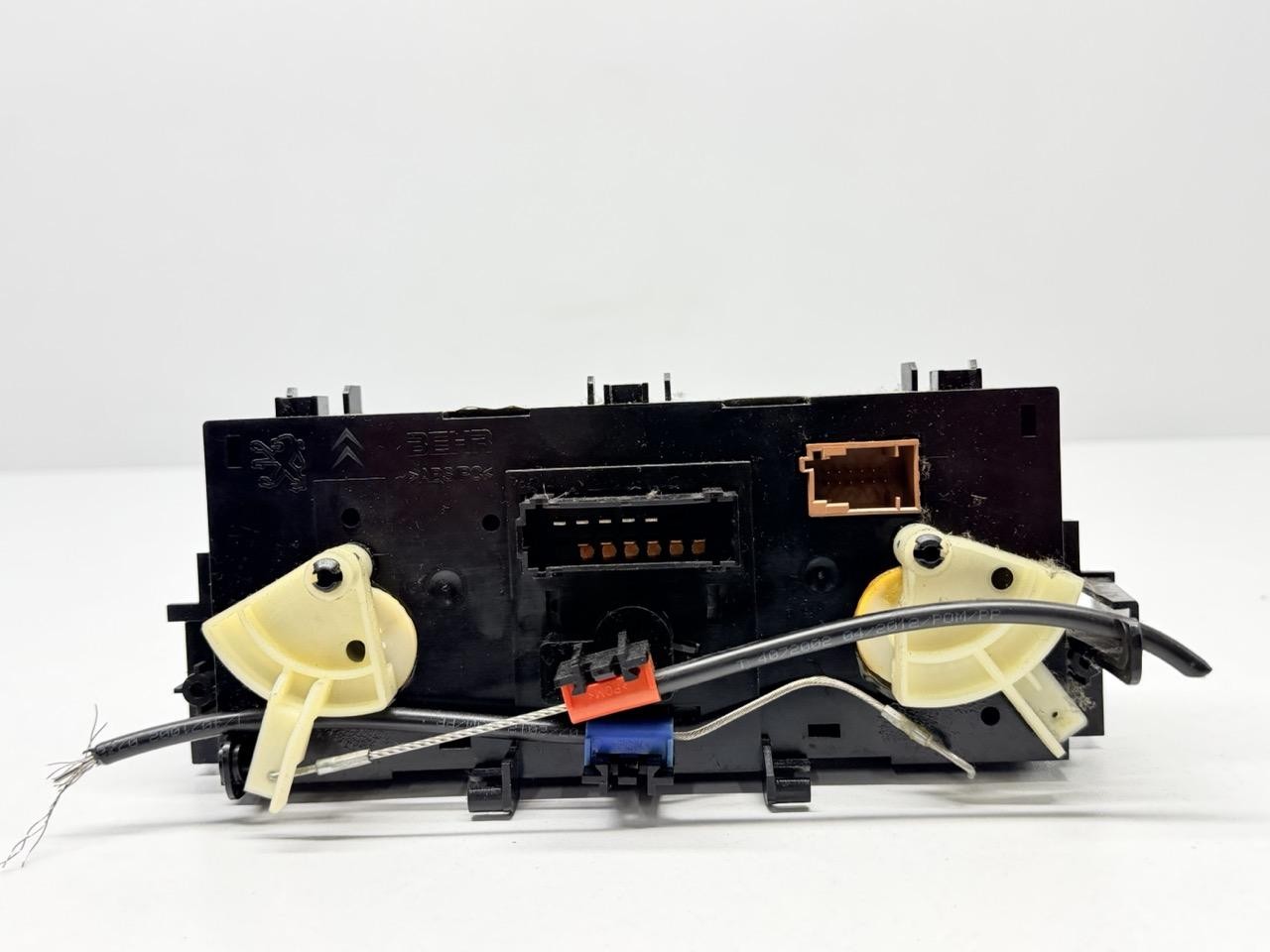 Miniatura 11
