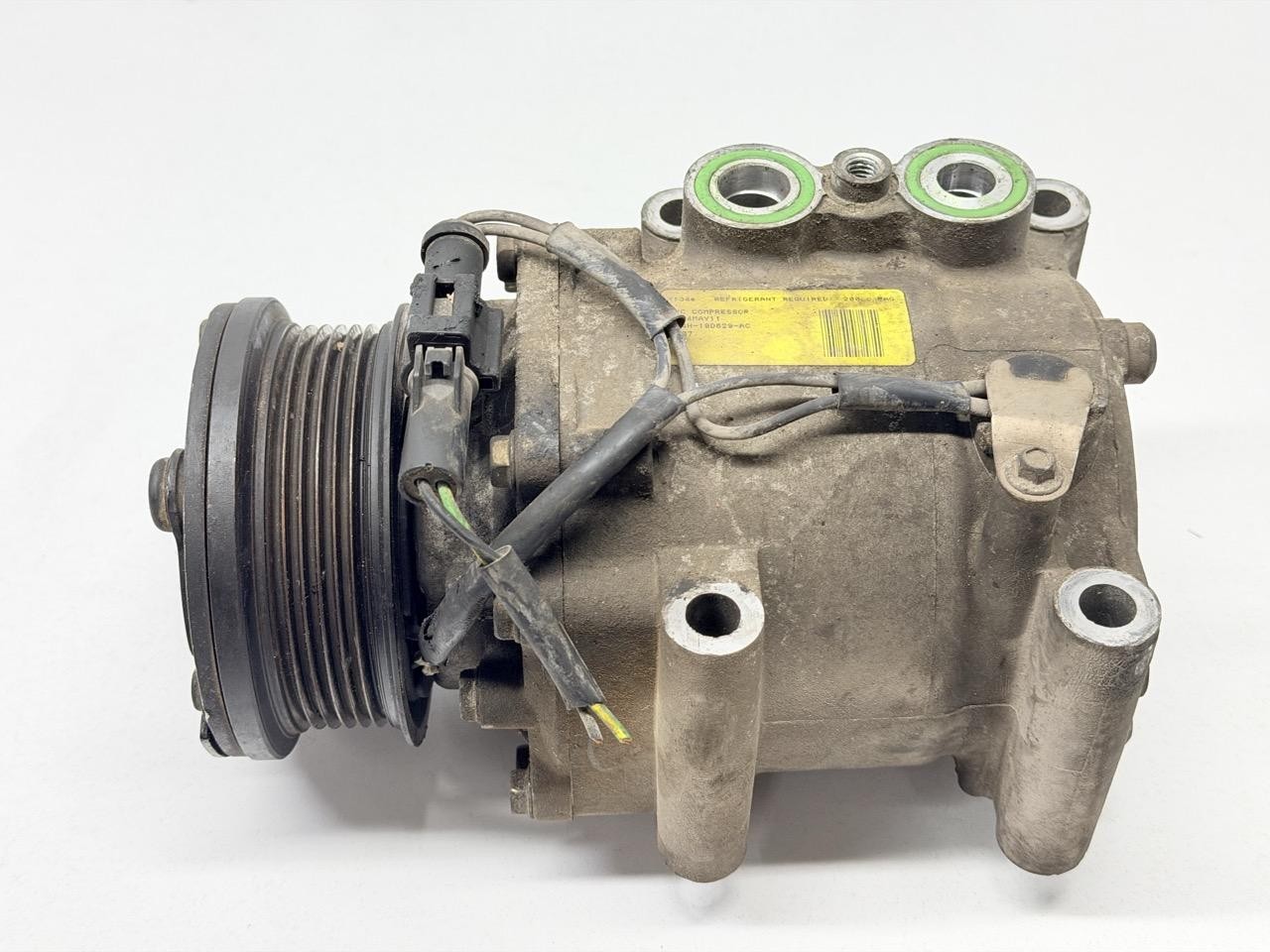 Compressore A/c YS4H19D629AC 2004MAY11 Usato