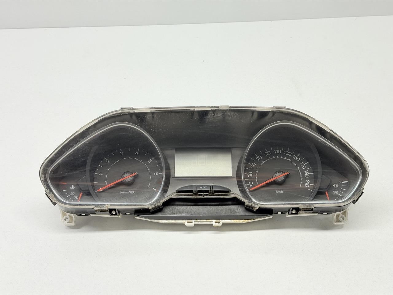 Quadro strumenti compl. - Immagine 1 di 6